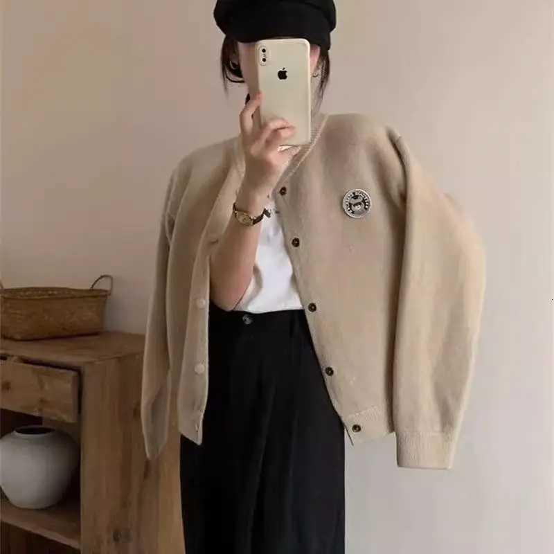 2025 Autumn Winter New Embroidered Round Neck Knitted Cardigan Loose Fit Bear Patchwork Coat Women Casual OutwearT251125