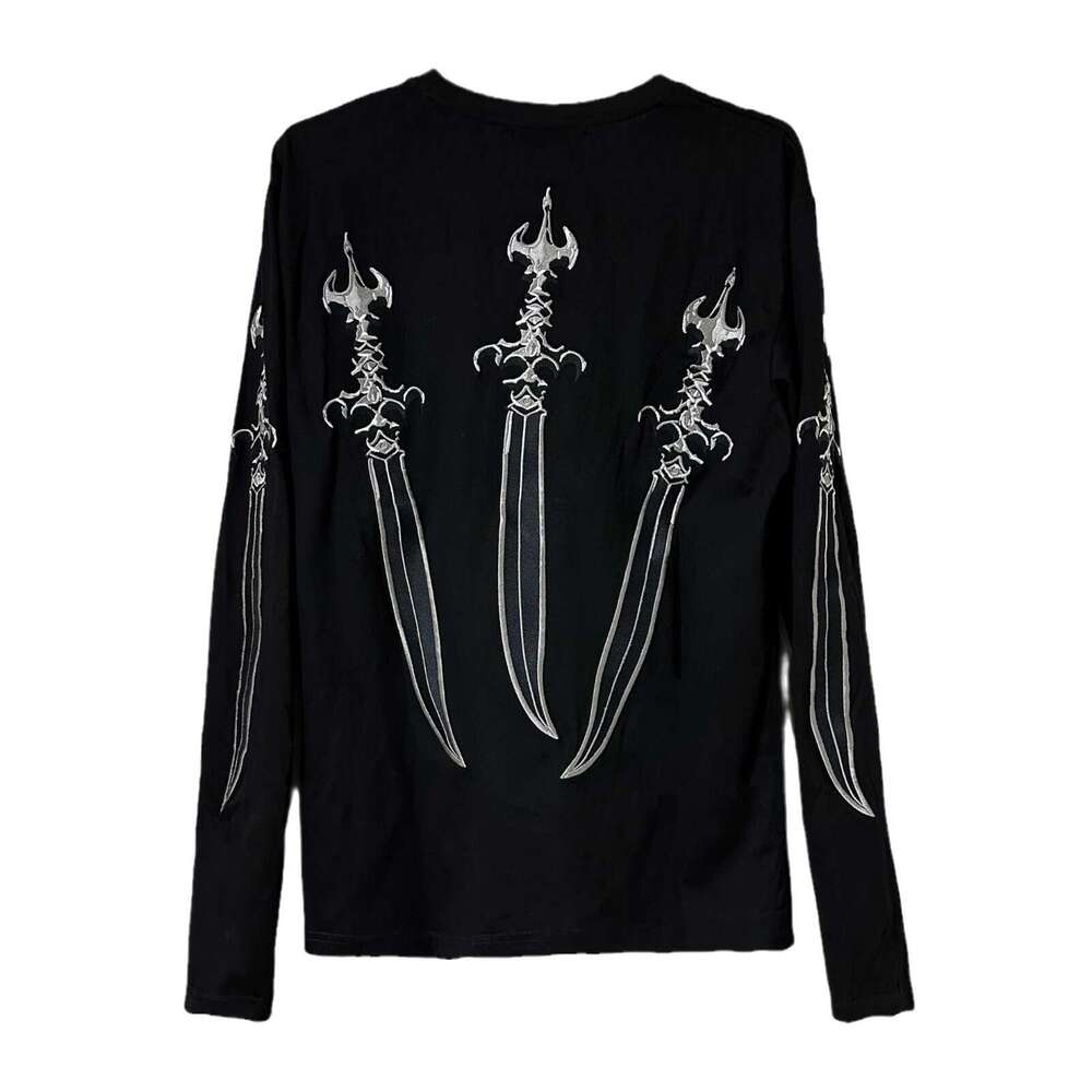 Ten thousand needle embroidery THUG CLUB and sword print long sleeved T-shirt trendy brand versatile casual loose base shirt for men