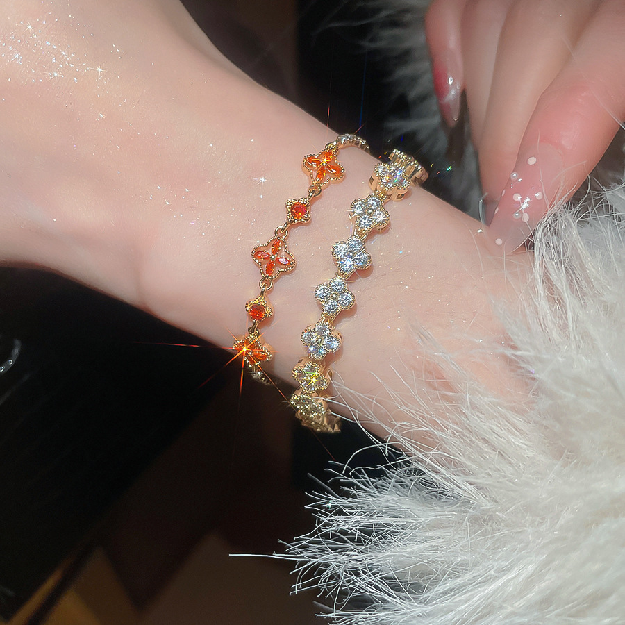 18K Real Gold Plated Zircon Flower Bracelet Vintage Elegant Niche Versatile Bangle Light Luxury High-end Feel Women's Jewelry - view 3