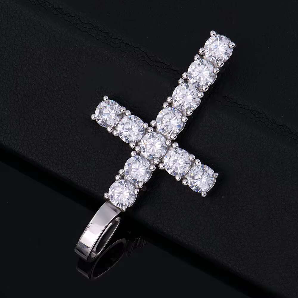 Moissanite Cross Pendant Necklace White Gold Plated Iced Out 925 Sterling Silver Pass Diamond Test Christian Hip Hop Wholesale