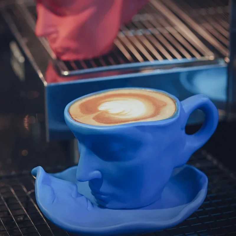 260ml European Style Bar Creative Gift Sculpture Couple Mug Exquisite Matte Ceramic Coffee Cup and Saucer Set Y251125