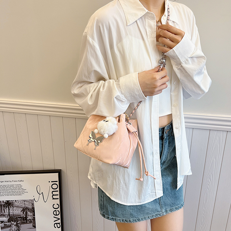 2025 New Designer Bag Free Delivery Shoes By This Year's Popular Chain Small For Women 2024 Niche Design Butterfly Crossbody Casual Single Should