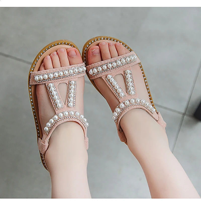 Girls sandals childrens summer Roman shoes elegant pearl rhinestone party princess shoes smooth and casual girls beach sandals 250424