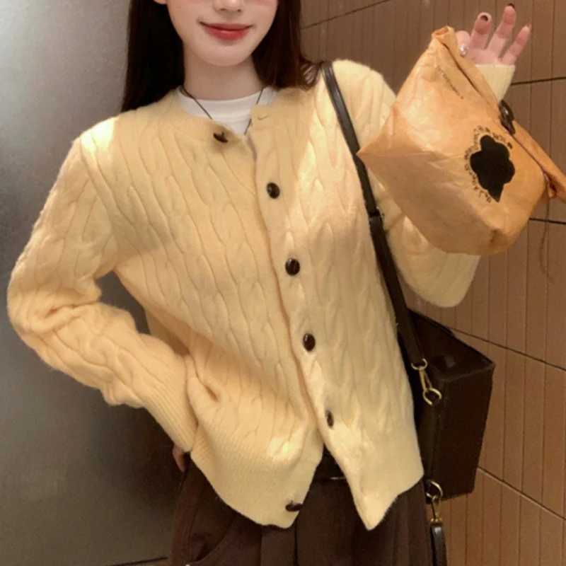 Fashion Autumn Women Long Sleeve Cardigan Sweater Twist Loose Knitted Top Winter Korean Style Elegant Casual KnitwearT251125