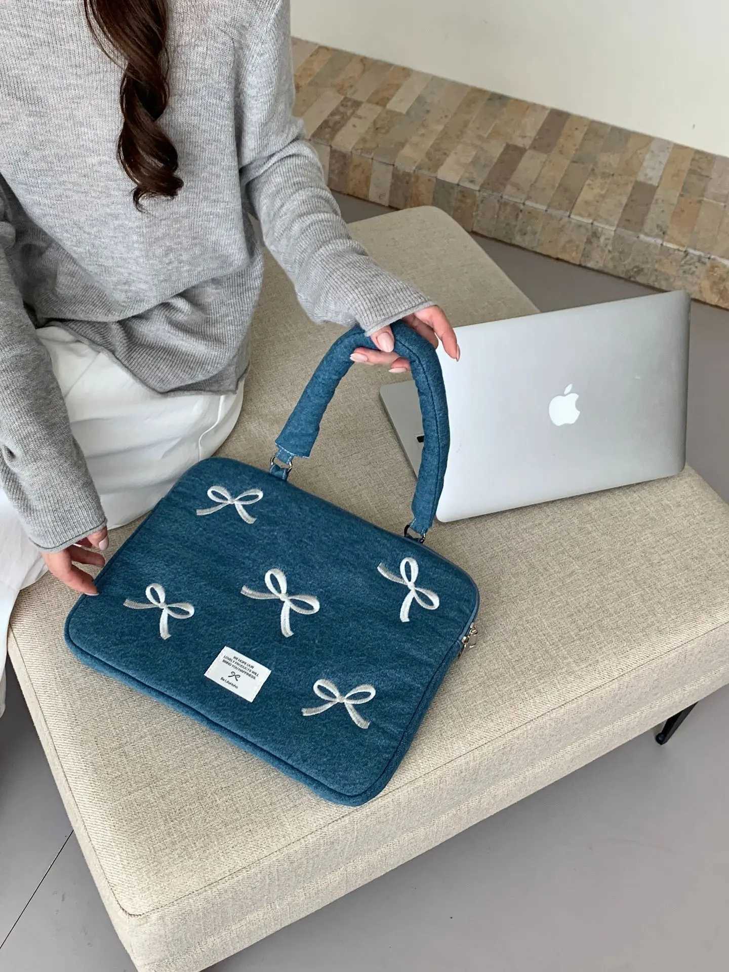 Korean New Washed Denim Embroidered Laptop Bag Suitable For MacBook 156 Inches Dirt-Resistant And Waterproof Portable SturdyT251125