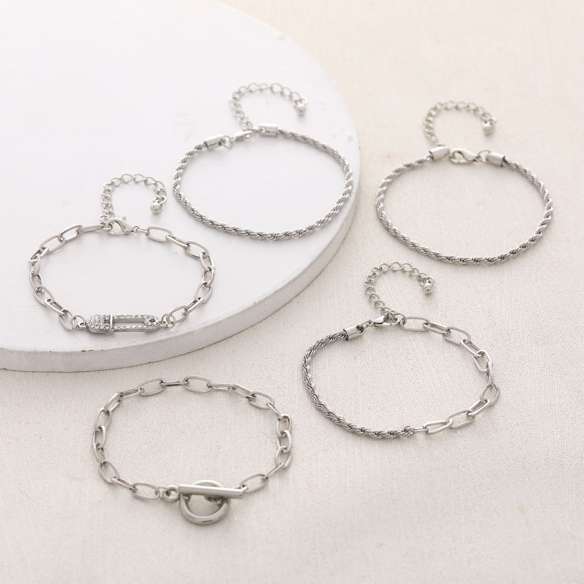 Fashionable and personalized diamond-studded twist chain 5-piece set bracelet hand designer bracelet women luxury jewelry designer bracelet men love b - view 3