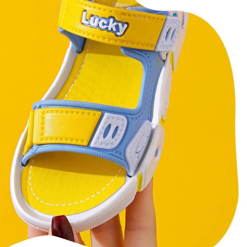 Childrens cartoon sandals baby shoes boys soft soled rubber anti slip sandals girls sandals childrens shoes summer 2-10 years 250424