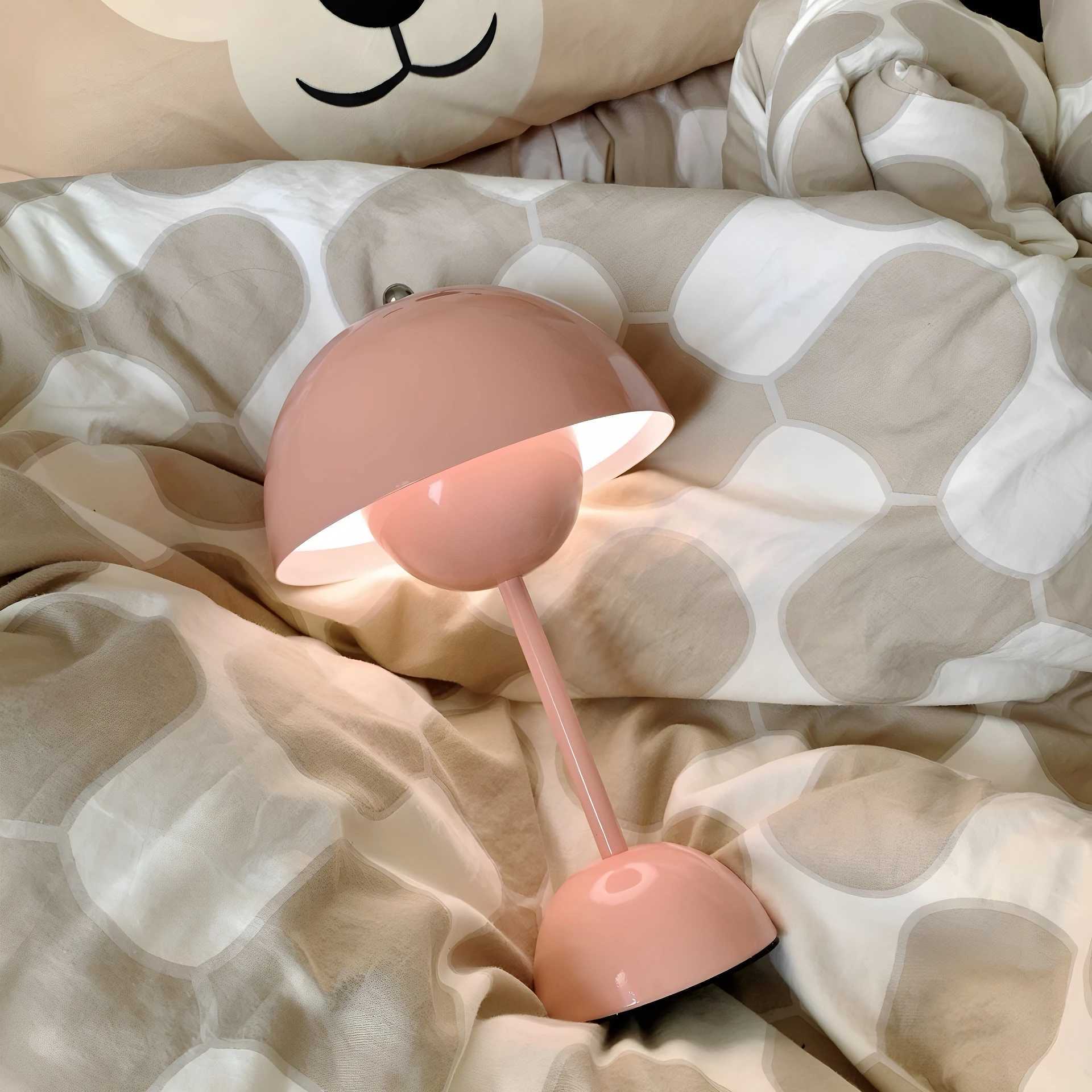 LED mushroom lamp flower bud desk lamp charging touch Nordic home bedroom bedside lamp study decoration desk lamp C251125