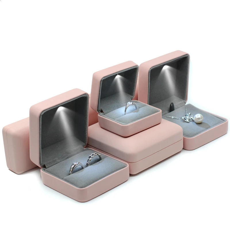 Engagement Ring Earrings Box For Women Jewelry Pendant Box with LED Light Bracelet Jewellery Case Wedding Necklace Display Case 250424