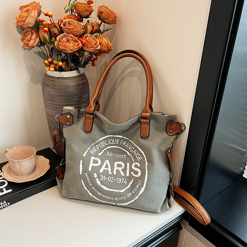 new free shipping designer shoulder bag for women casual versatile crossbody bag fashionable outdoor letter bag