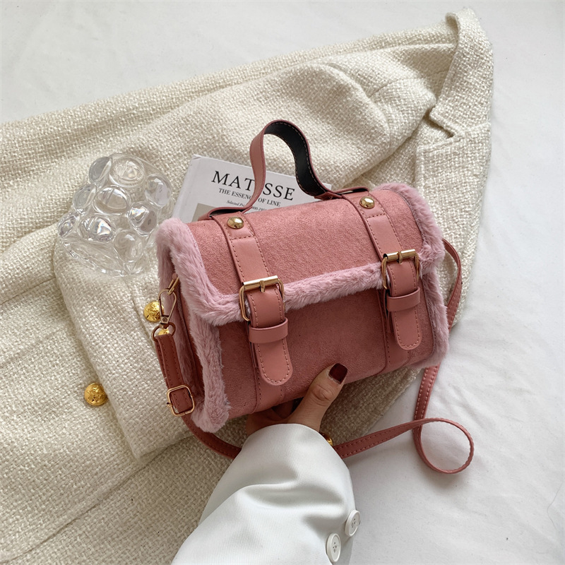 New Free Delivery Designer Shoes By 2025 Bag For Women 2024 New Korean Version Fashionable Plush Cylindrical Handbag, Women's Trendy Shoulder Bag