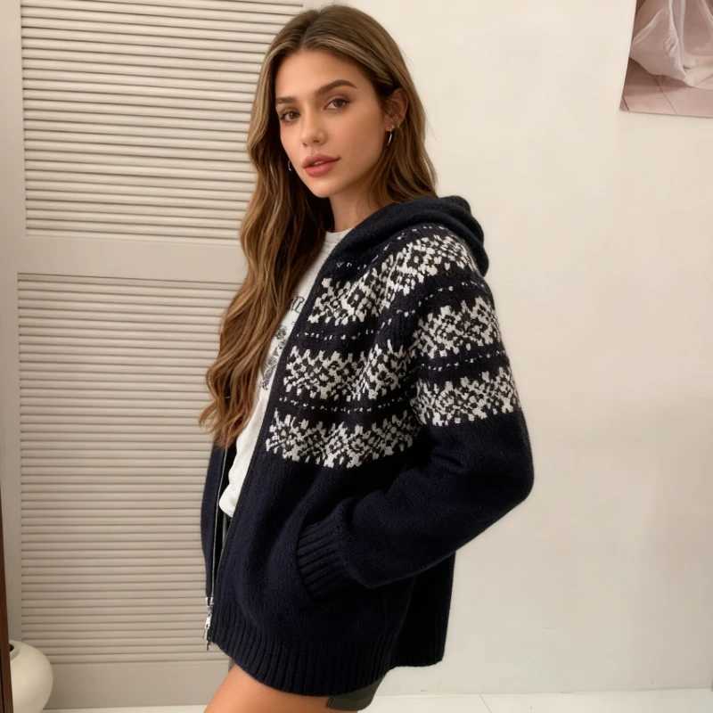 NEW Korean Loose Zipper Knitted Sweater Jacket Gentle Style Women Jacquard Hooded Coats Cardigan Retro Autumn/Winter ClothesT251125