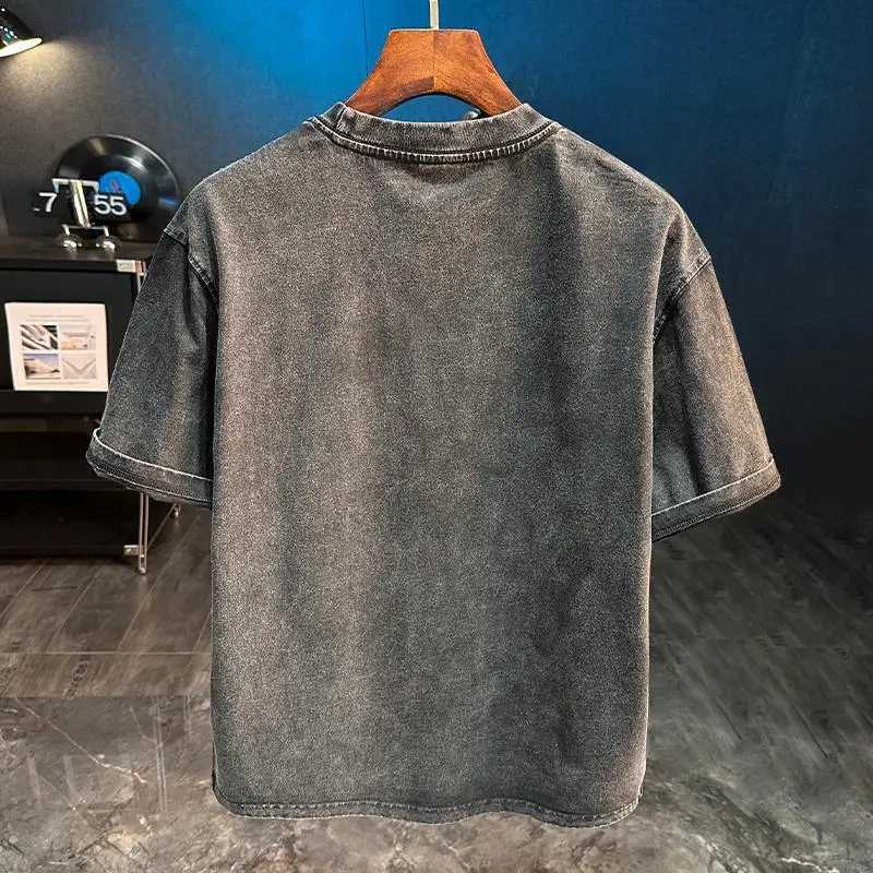 Retro style washed printed short sleeved T-shirt suitable for summer men heavy-duty loose casual half sleeved round neck top W250425