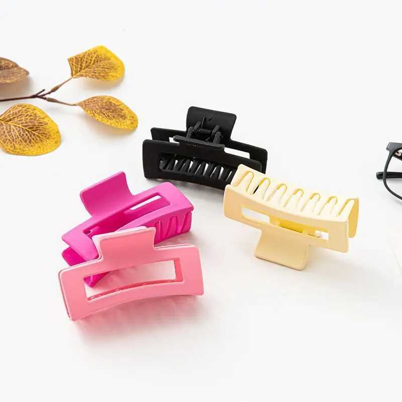 Korean womens plastic hair clips hair clips headwear large-sized hair clips crab buckets fashionable decorative hair accessoriesT250425