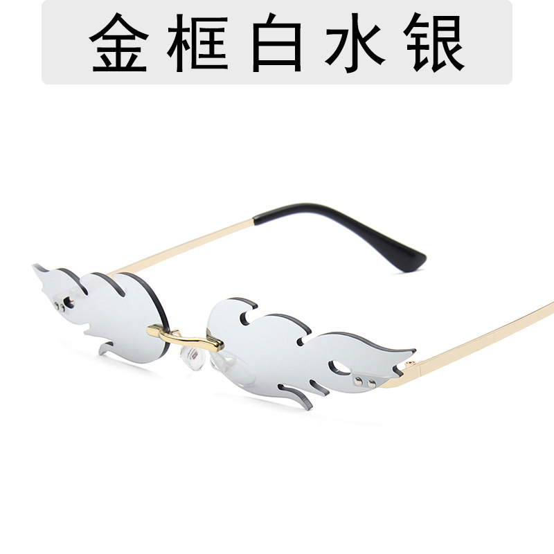 Chic Female Eyewear: Vibrant Silver-Mirrored Sun Shades w/ Shatterproof Glass