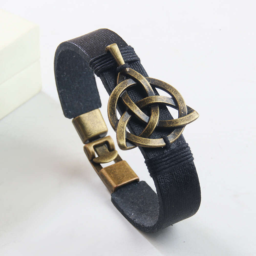 Bracelet, niche, high-end, fashionable, Celtic amulet, woven bracelet, real cowhide bracelet