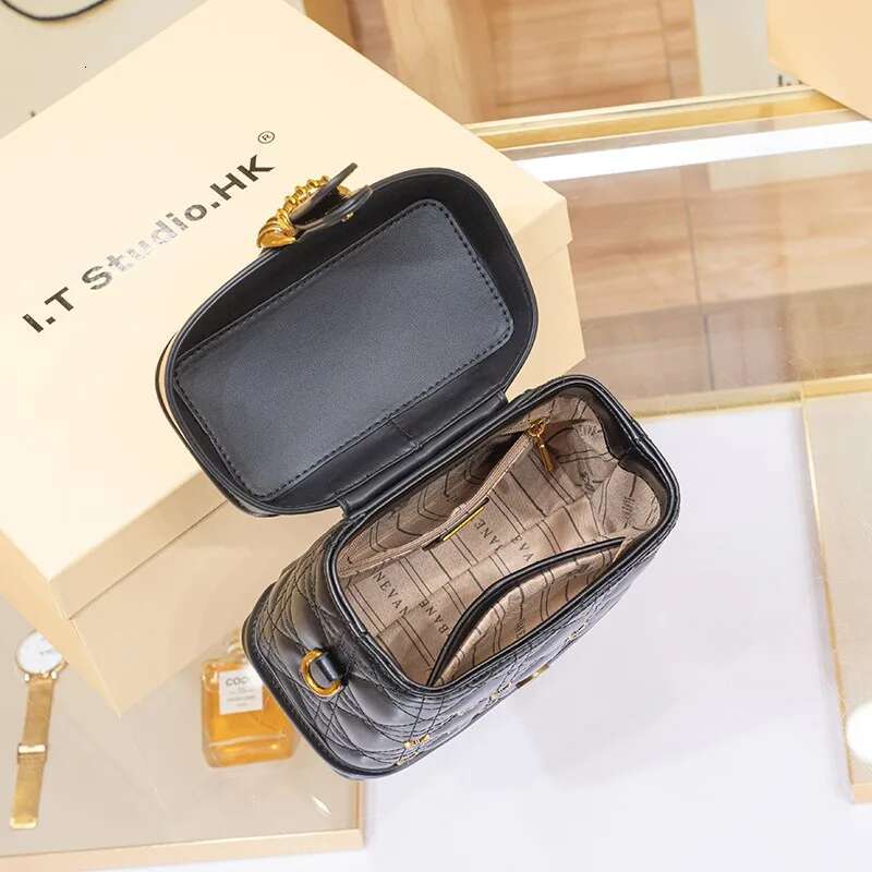 Women's 2024 New Handbag Genuine Leather Bucket Bag, High-End Designer Single Shoulder Crossbody Carrying Box Bag