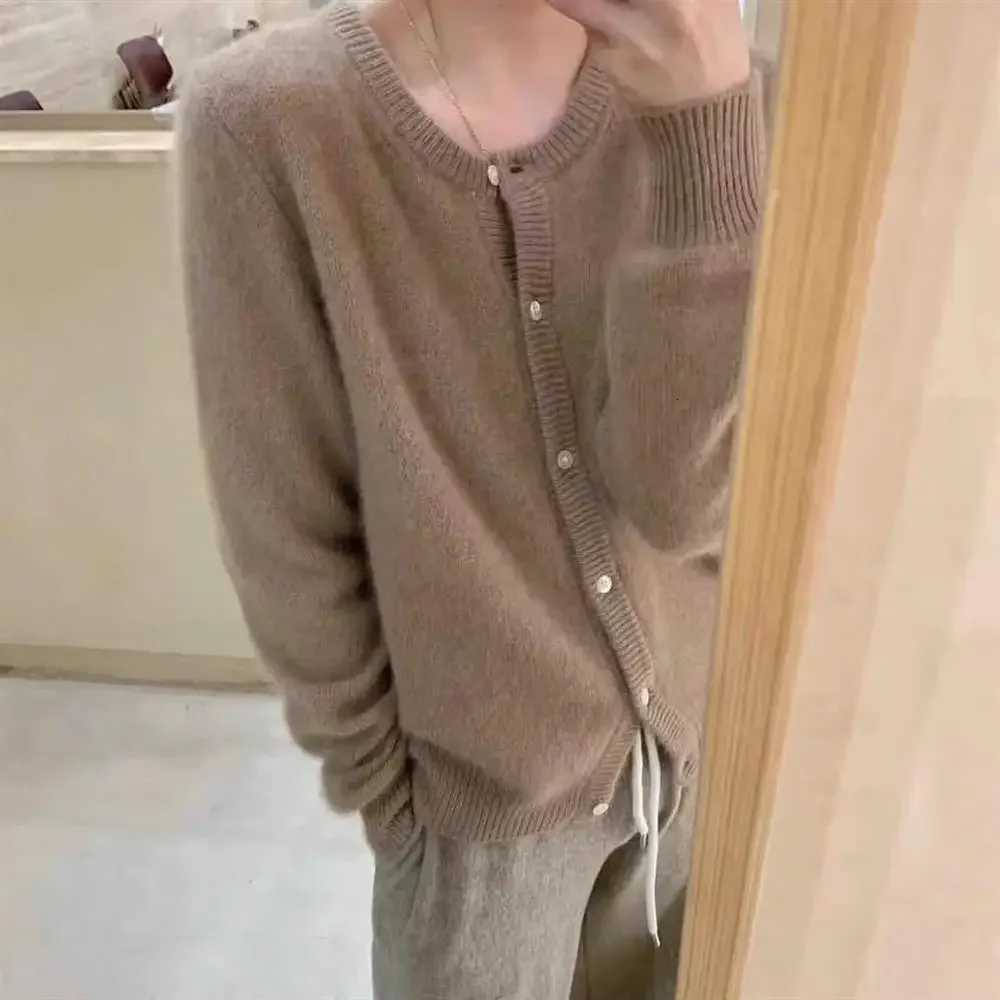 Fall Solid Color Knitted Cardigan Women Korean Single Breasted Long Sleeve Jumper Woman Round Neck All Match Sweater Outwear TopT251125