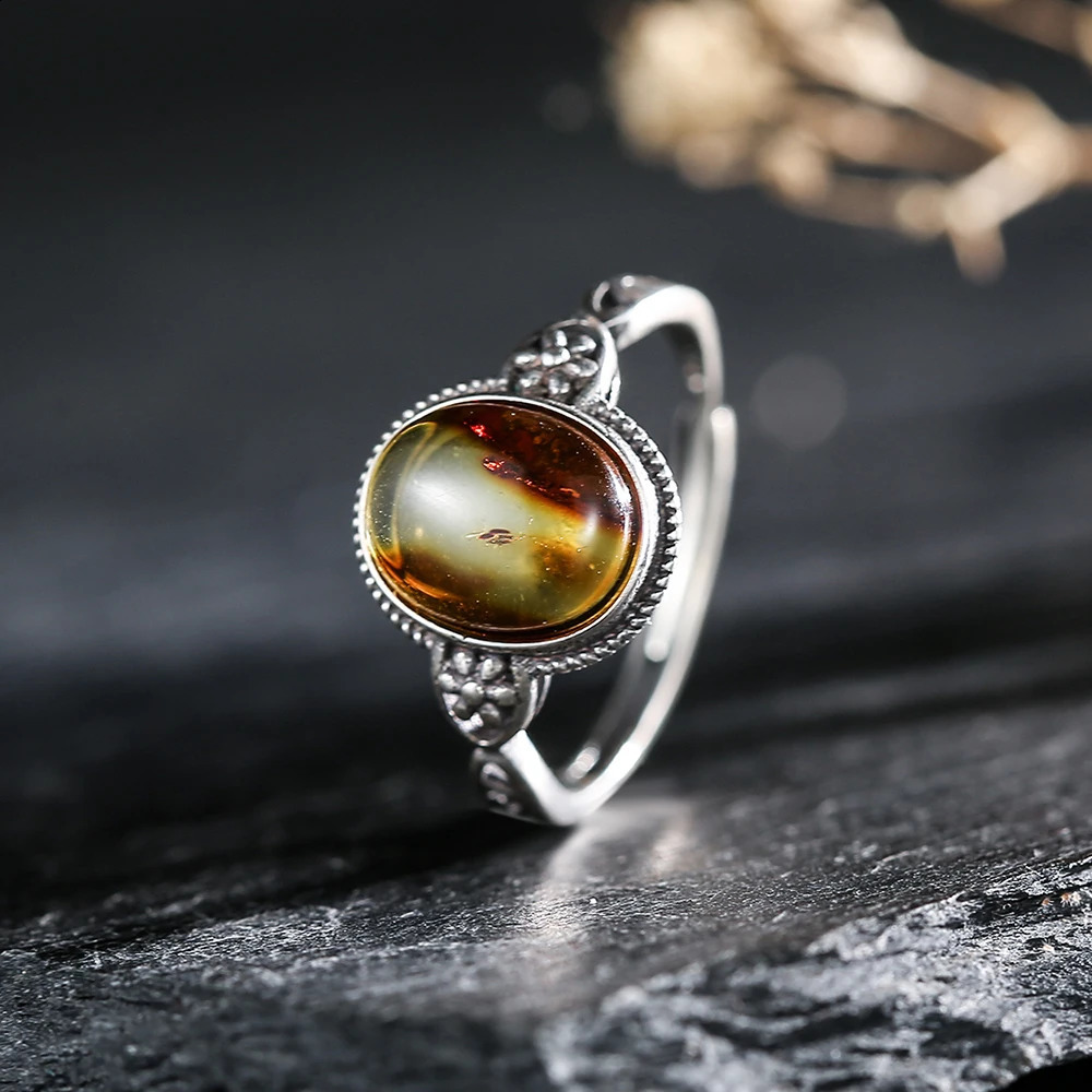 10 * 8mm oval shaped natural amber stone 925 sterling silver ring suitable for fashionable jewelry gifts in any occasion 250422