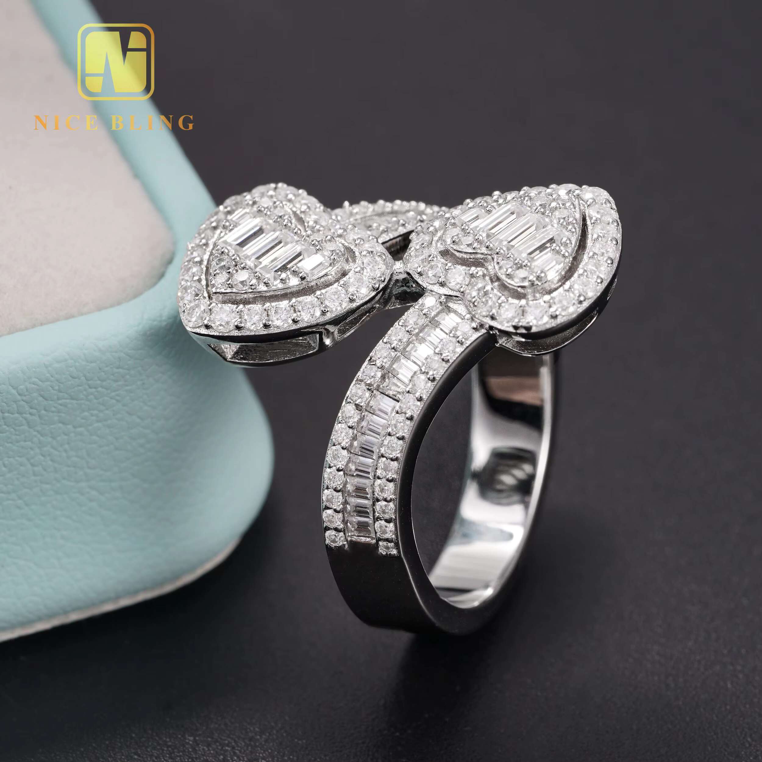 Pass Diamond Tester Wedding Bridal Jewelry baguette Cut Heart VVS Moissanite 925 Silver Curved Band Luxury Hiphop Ring