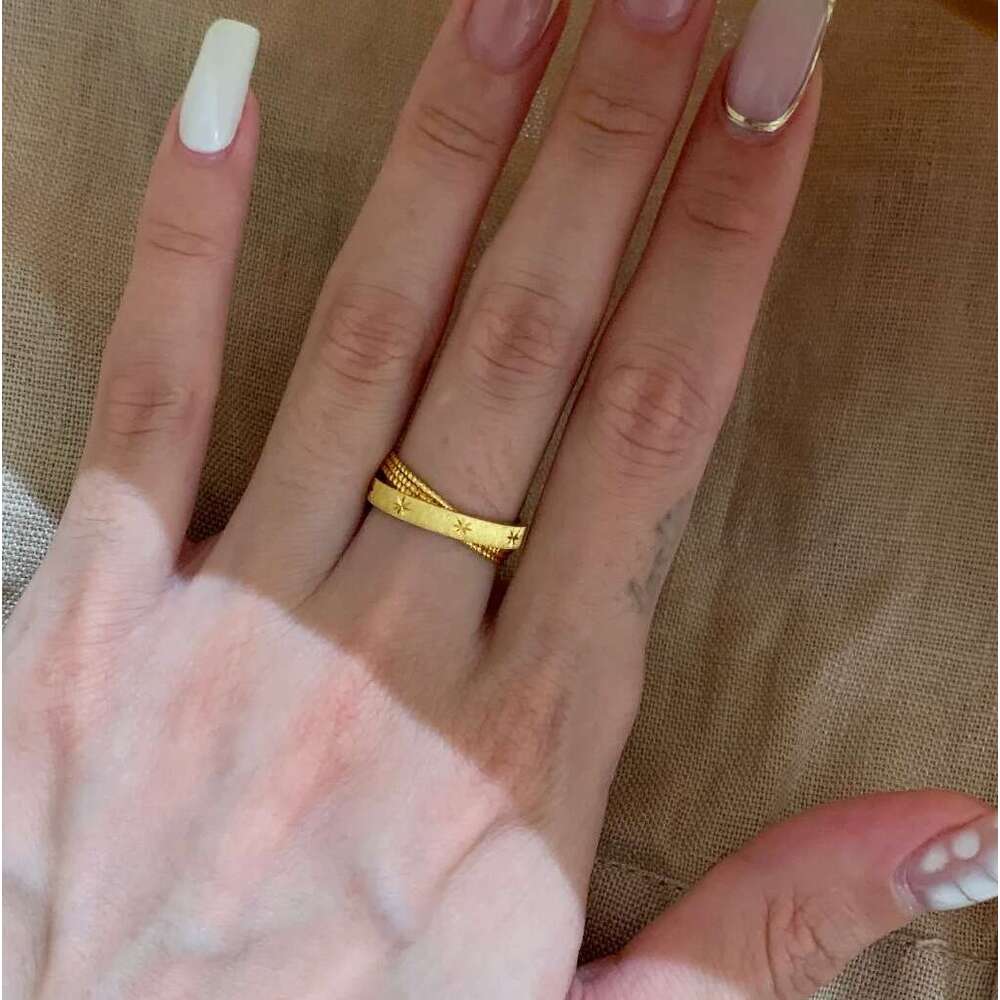 Designer luxury rings Brushed Star Cross for Women Vintage Old Money Style Retro Light Luxury High End Eight Pointed Ring
