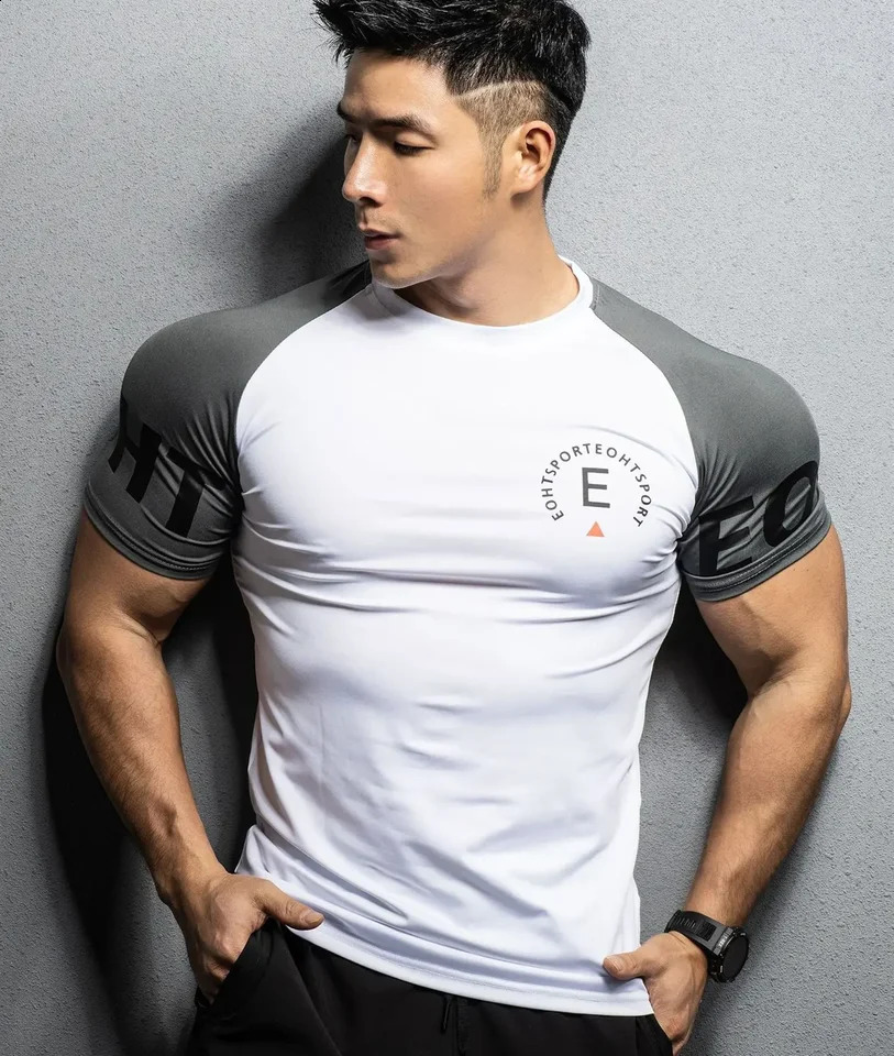 Mens gym T-shirt mens bodybuilding fitness quick drying short sleeved T-shirt running T-shirt fashionable T-shirt mens training clothes 250423