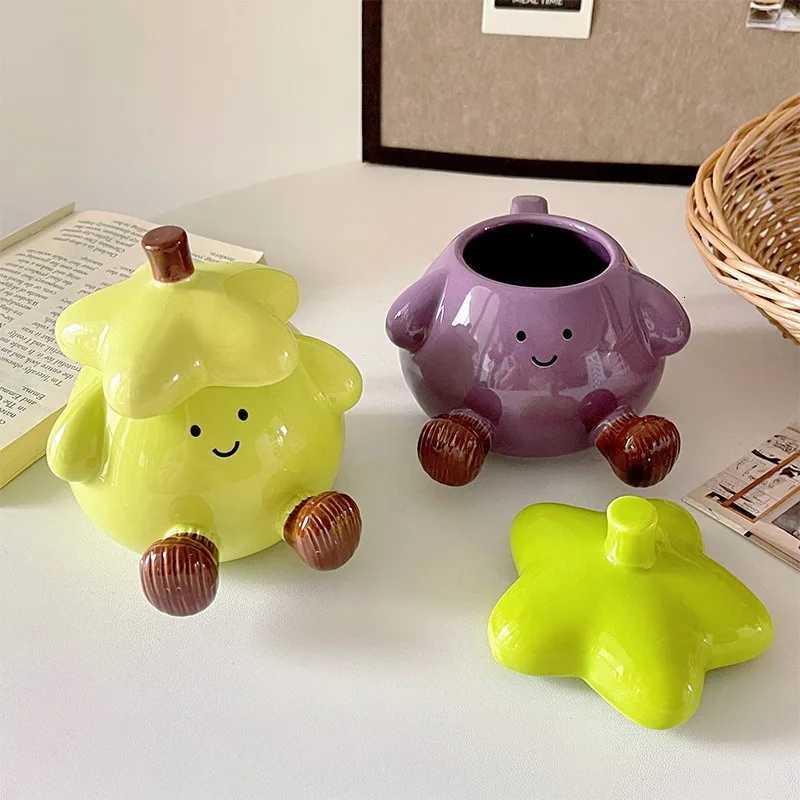 Birthday Gift for Boys Cute and Funny Eggplant Smiling Face Ceramic Mark Cup with Lid Y251125