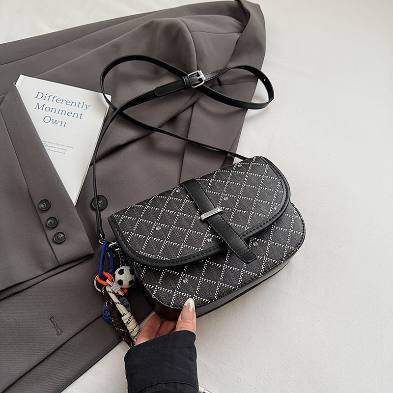 Fashionable Commuting Crossbody Bag New Style Leisure Pure Color All Kinds Of Shoulder Bag Wholesale Korean Fashion Foreign Style Bag Woman 2025s hot