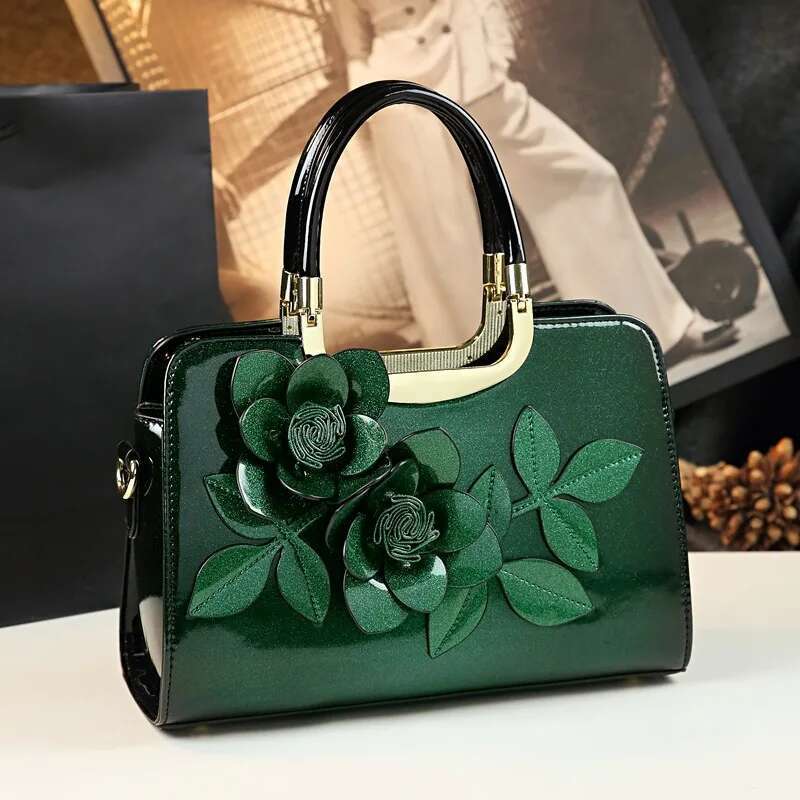 Spring and summer new rhinestone patent leather flower gradient handbag one-shoulder cross-body banquet dress women's bag