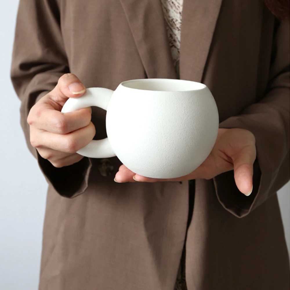 Fat Big Ear Mugs Coffee Cups Ceramic Planet Shape Coffee Cups for Breakfast Milk Juice Tea Handle Cup Matte Color Microwave Safe Y251125