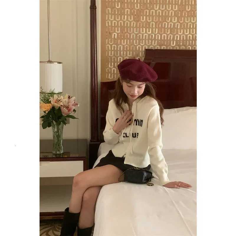 Women Cardigan French Retro Knitted Outwear Autumn Simple Drawstring Hooded Casual Knitwear Versatile Temperament Female WearT251125