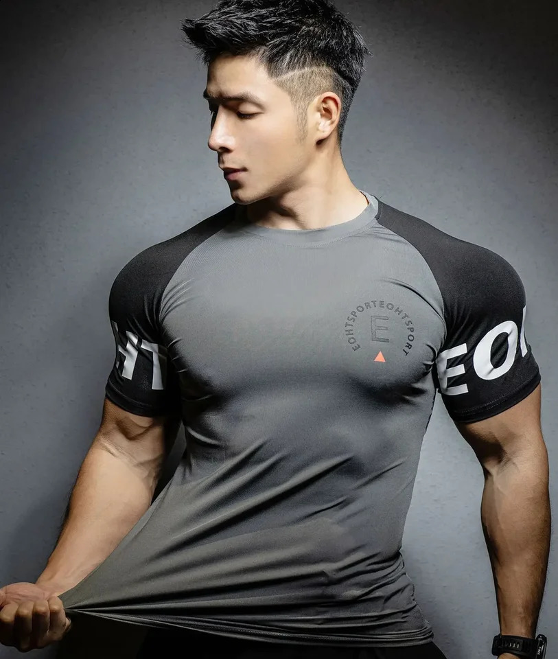 Mens gym T-shirt mens bodybuilding fitness quick drying short sleeved T-shirt running T-shirt fashionable T-shirt mens training clothes 250423
