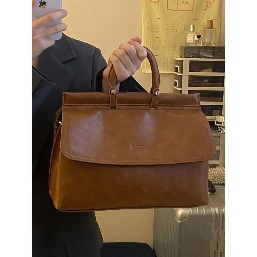 Luxury Designer Women's Large Capacity Daily Shoulder Bag With Business Commuter Briefcase Handbag
