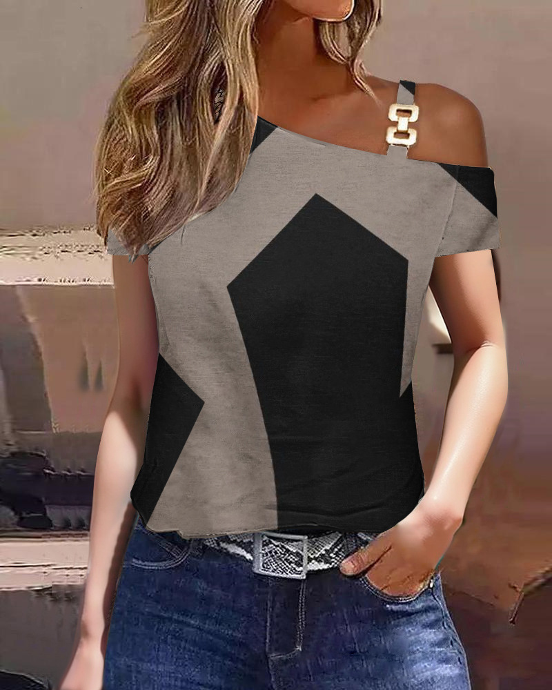 2023 summer simple short sleeved metal buckle printed top T-shirt for women