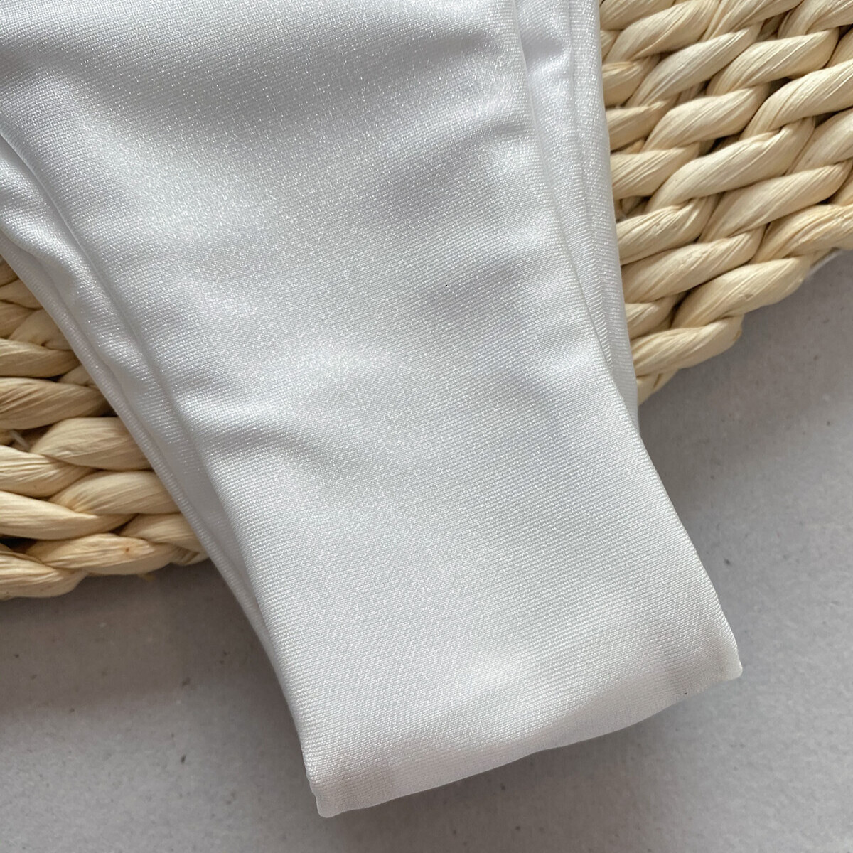 2025 Designer Steel Top Bikini Sexy Split Women's Swimsuit Converge Chest Luxury Retro Nylon Cloth Beach Wear Party Bikini