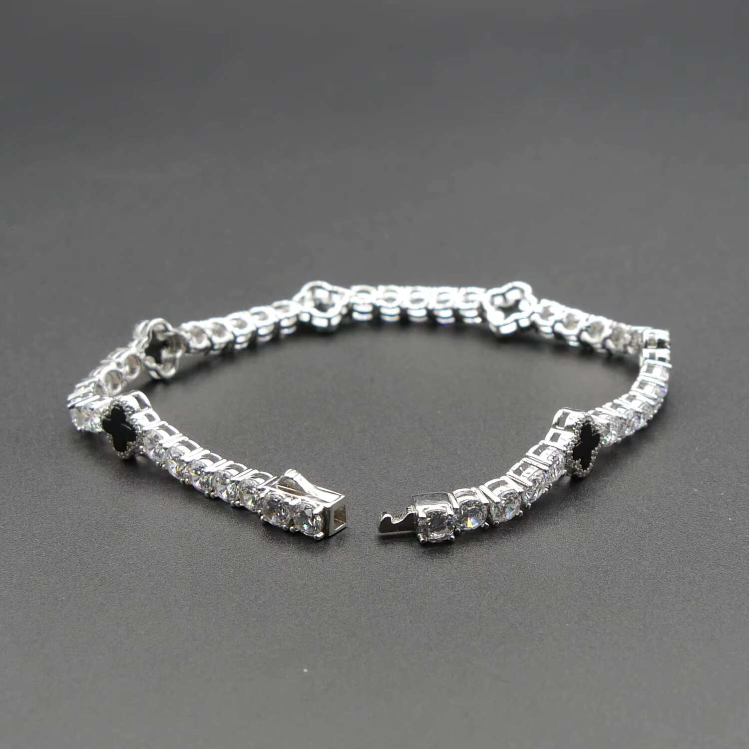 Elegant Luxury Womens 925 Silver Bangle Bracelet with Sparkling Moissanite and 18K Gold Plated for a Regal Look