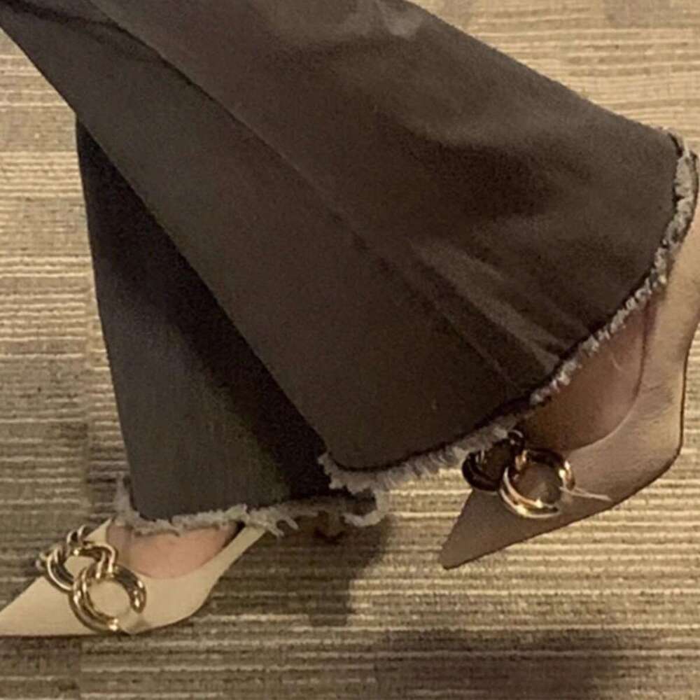 Thin heeled 2024 Spring and Autumn new pointed single shallow mouth versatile women's shoes chain sexy high heels