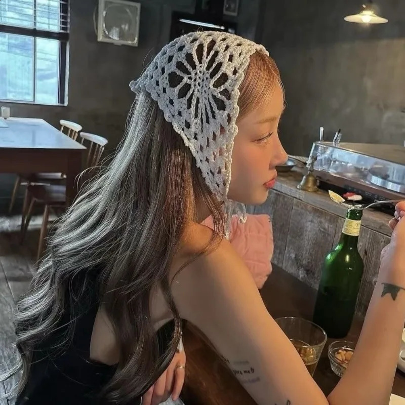 Ins niche knitted hollow triangular hair towel suitable for women traveling in spring and summer 250423