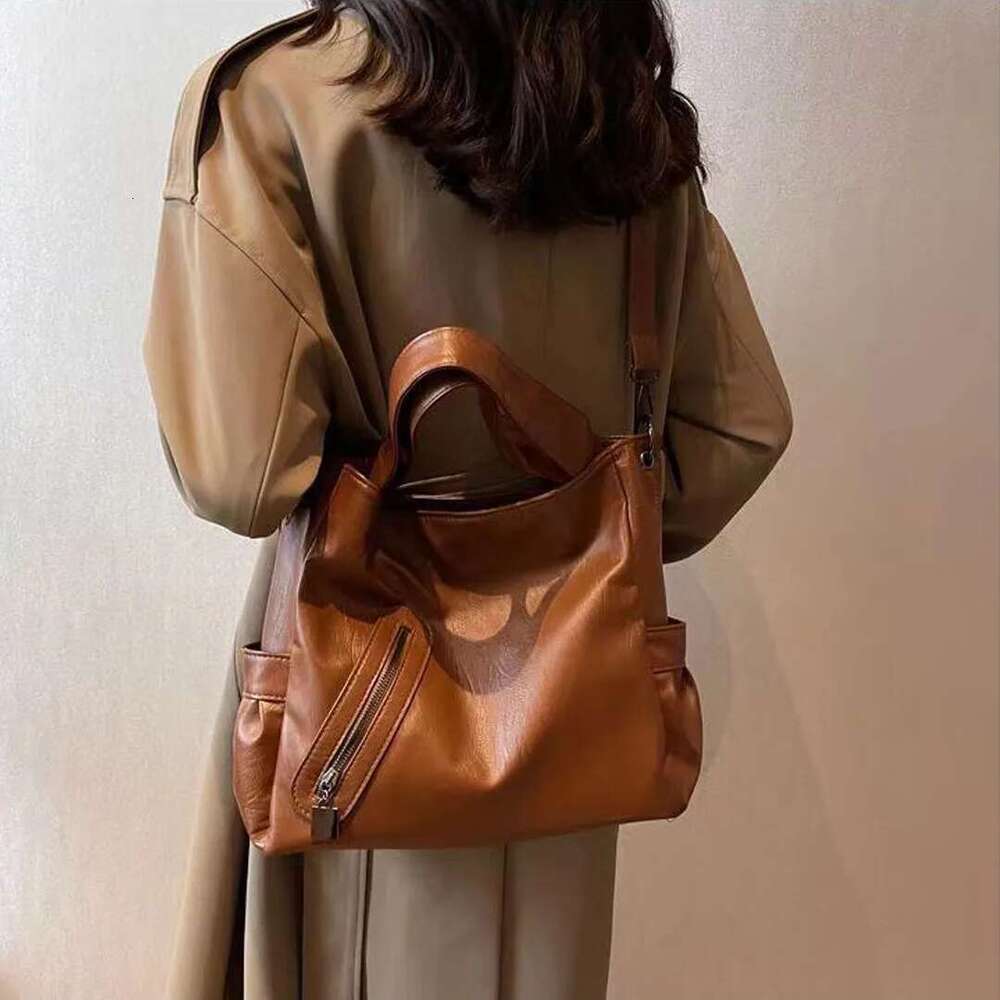 Designer Bag New Large Capacity Shoulder For Women's Fashion Versatile Texture Elegant Temperament Handbag Advanced Sensory Qintuote Bag