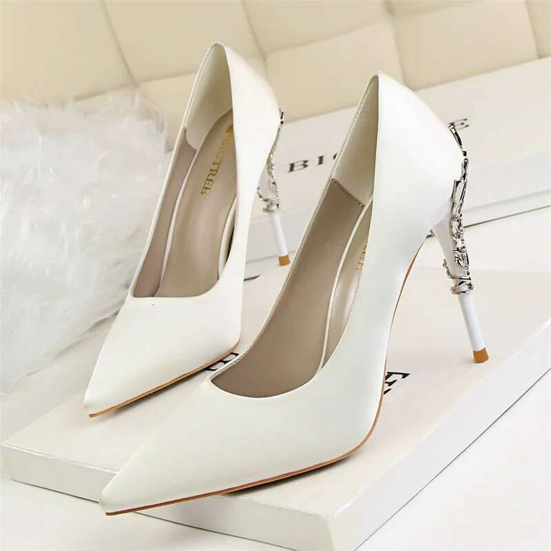 Spring and summer new pointed shallow silk forged sequined metal heel thin high-heeled banquet dress fashion women's shoes