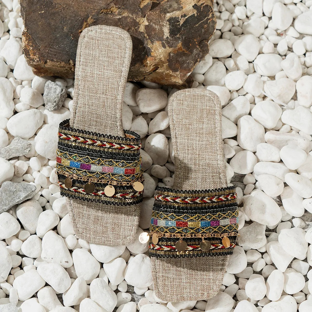 Shoes for Women Summer Basic Womens Slippers High Quality Boho Women Slippers Women Metal Decoration Flat Sandals Zapatos 250421
