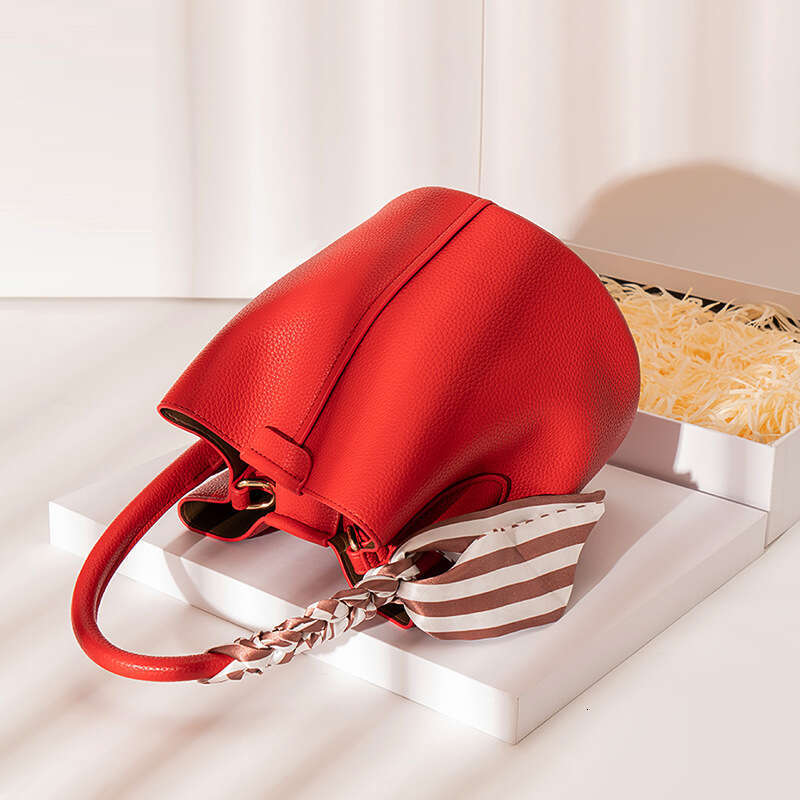 Large Capacity Versatile Bucket New High End Small Red Bridal Wedding Women S Bag