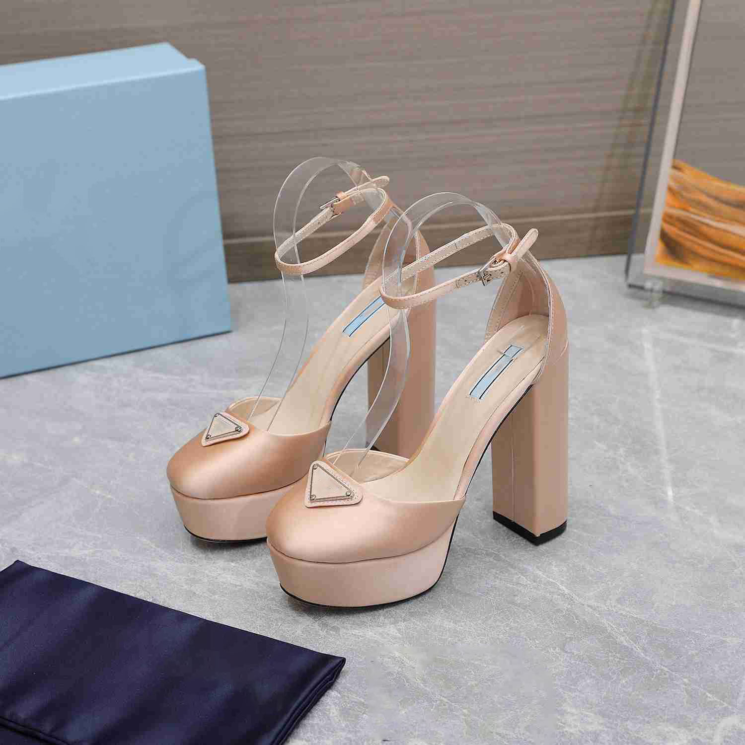 10A High-Quality Fashionable Elegant Rainbow Rhinestone Belt with Shiny Metal Chain 14CM