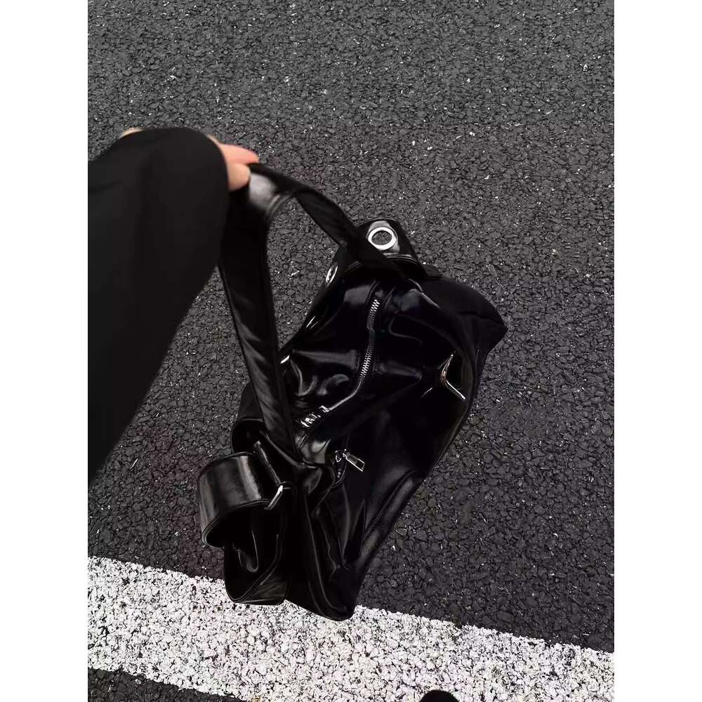 Designer Bag Lazy Large Capacity Sweet Cool Motorcycle Premium Texture Crossbody For Class Handheld Single Shoulder Bag
