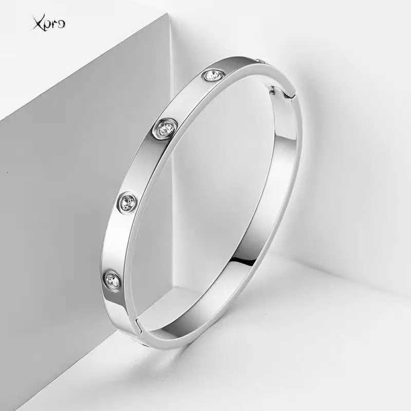 Xpro StainlESS Steel Bracelets Woman Bangle Bangles for Woman Golden Crystal Wedding Feminina Luxury Gifts K251125