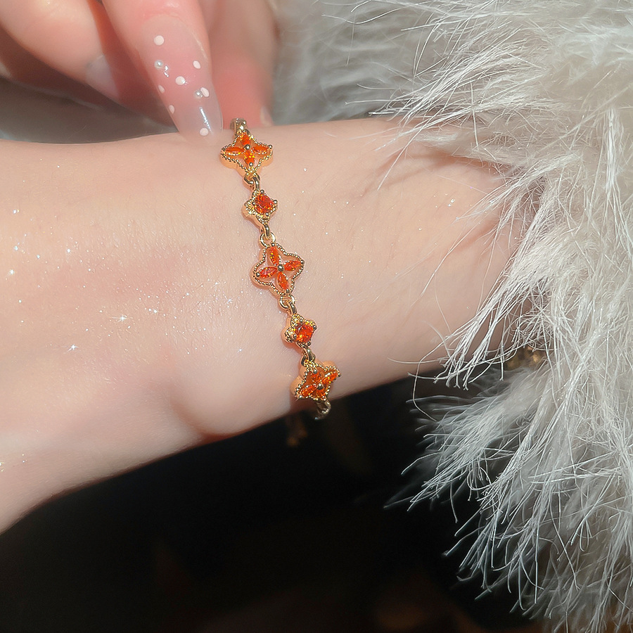 18K Real Gold Plated Zircon Flower Bracelet Vintage Elegant Niche Versatile Bangle Light Luxury High-end Feel Women's Jewelry - view 5