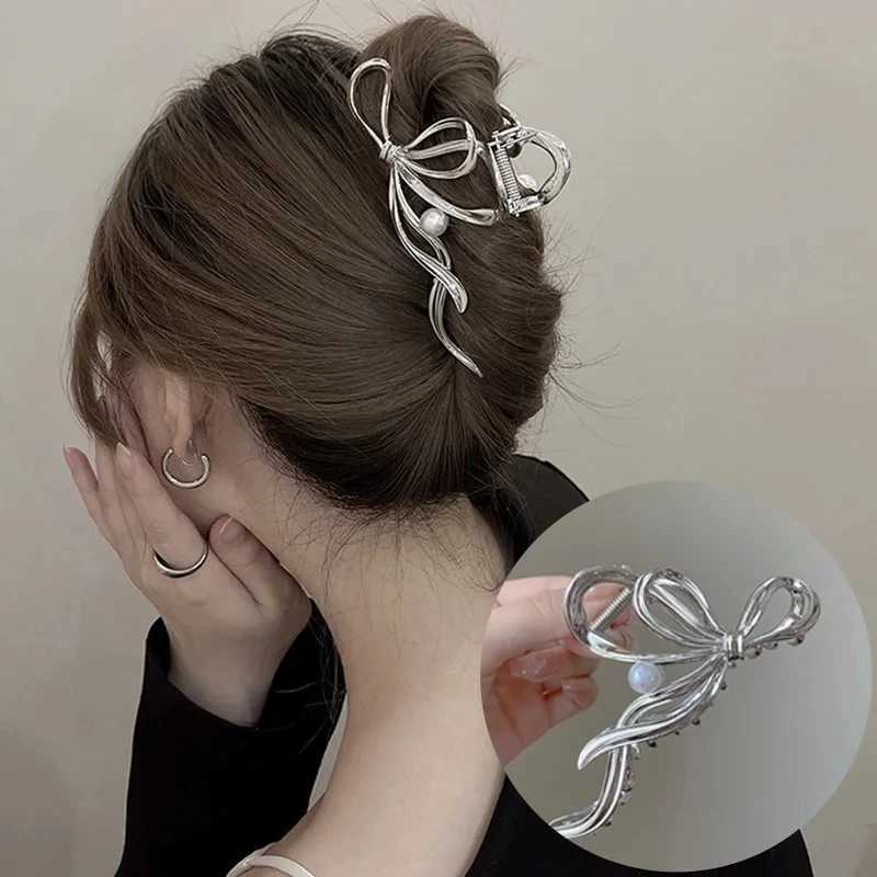New womens elegant gold and silver hollow geometric metal hair clip retro hair clip with clip fashionable girl hair accessoryT250425