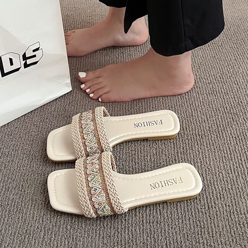 hot free shipping designer slippers outdoor indoor Shower Room casual sandals breathable fashion Flat sliders