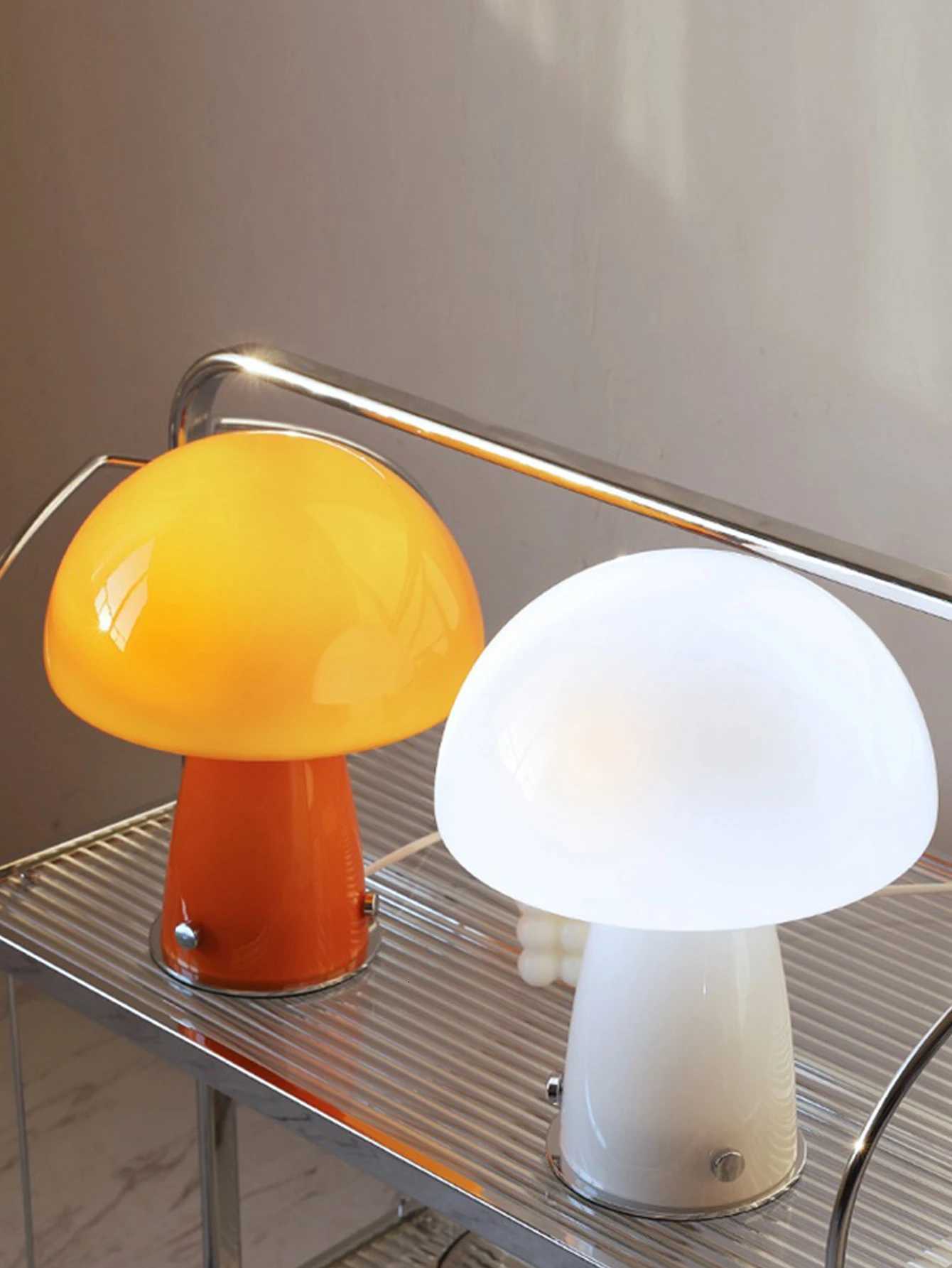 Nordic Orange/White Mushroom Lamp USB Table Lamp for desk bedroom bedside Coffee shop Mood light Room decoration itemsM251125