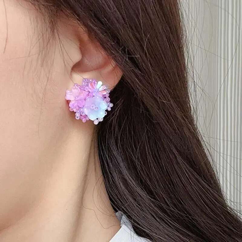 New Exquisite Colorful Round Stud For Women Romantic Beads Flower Earrings Sweet Fashion Ear Jewelry Accessories